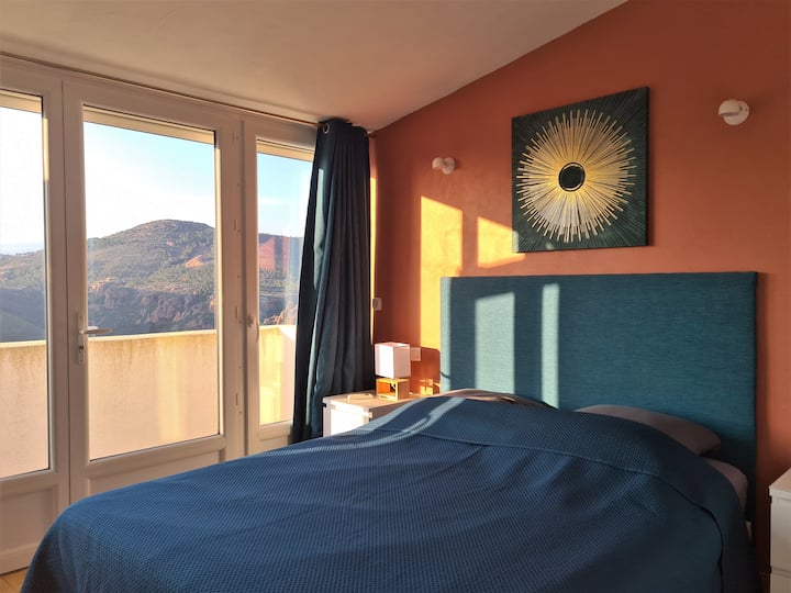 საძინებელი 1