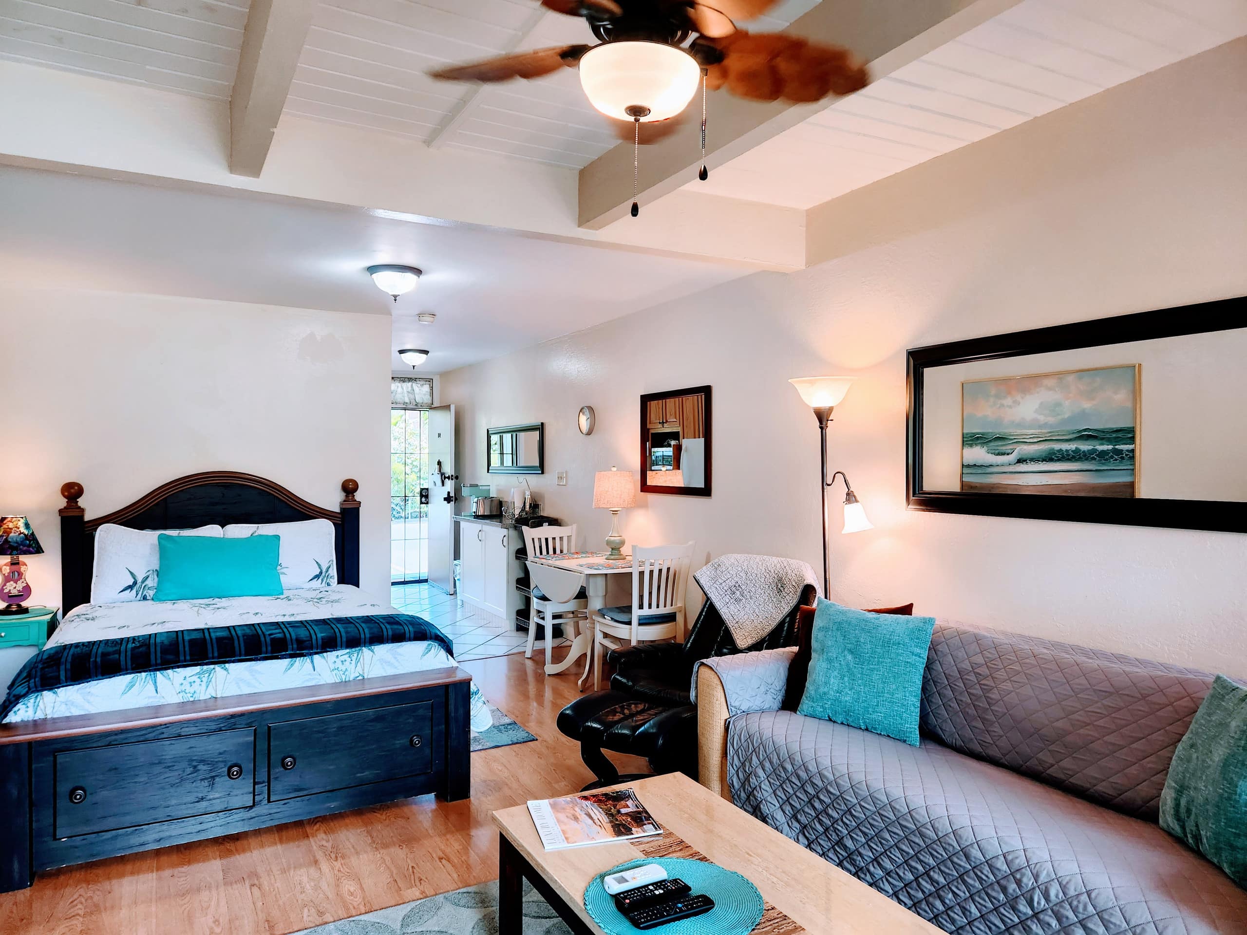 Condo in Kihei · ★4.88 · Studio · 1 bed · 1 bath - Image 2