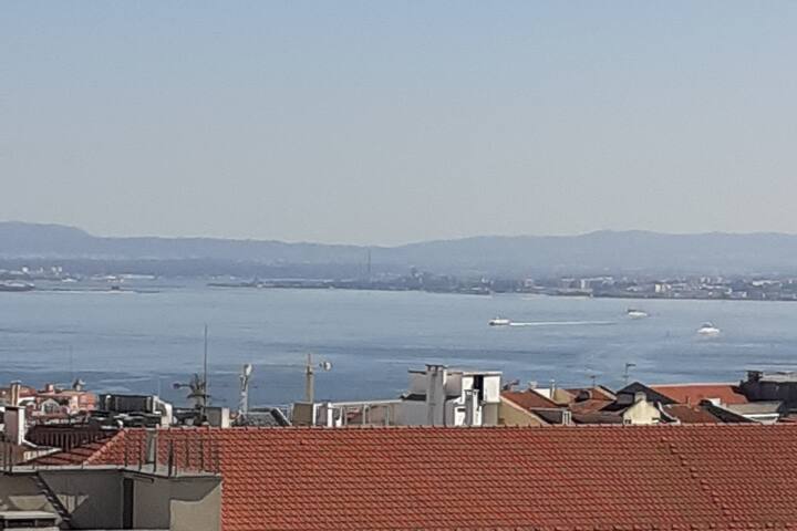 Lisbon Charming Penthouse