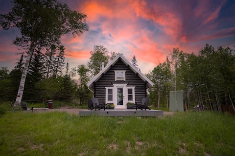 Lake Superior Views w/ Sauna -Near GM+Dog Friendly