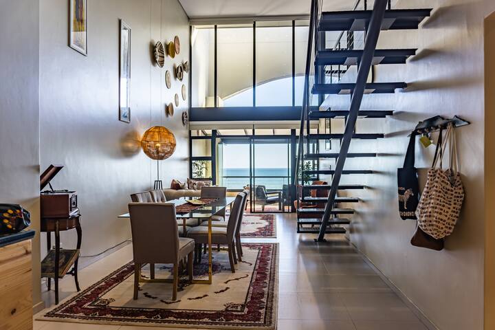 African-Inspired Self-Catering Coastal Apartment gallery image 3