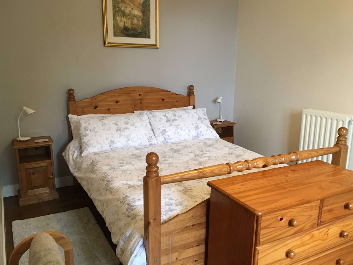 Bedroom 2 - accessed from the kitchen area