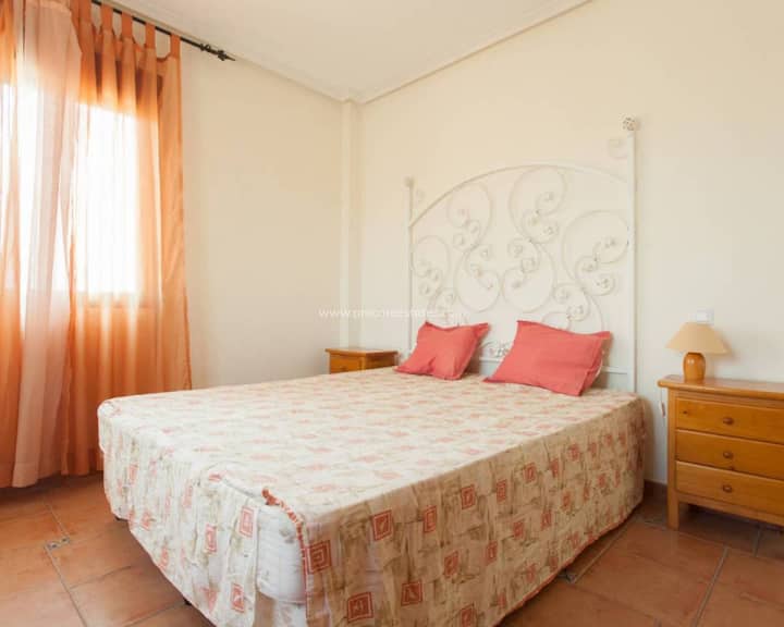 Dormitorio 3 (2 camas espaciosas) 