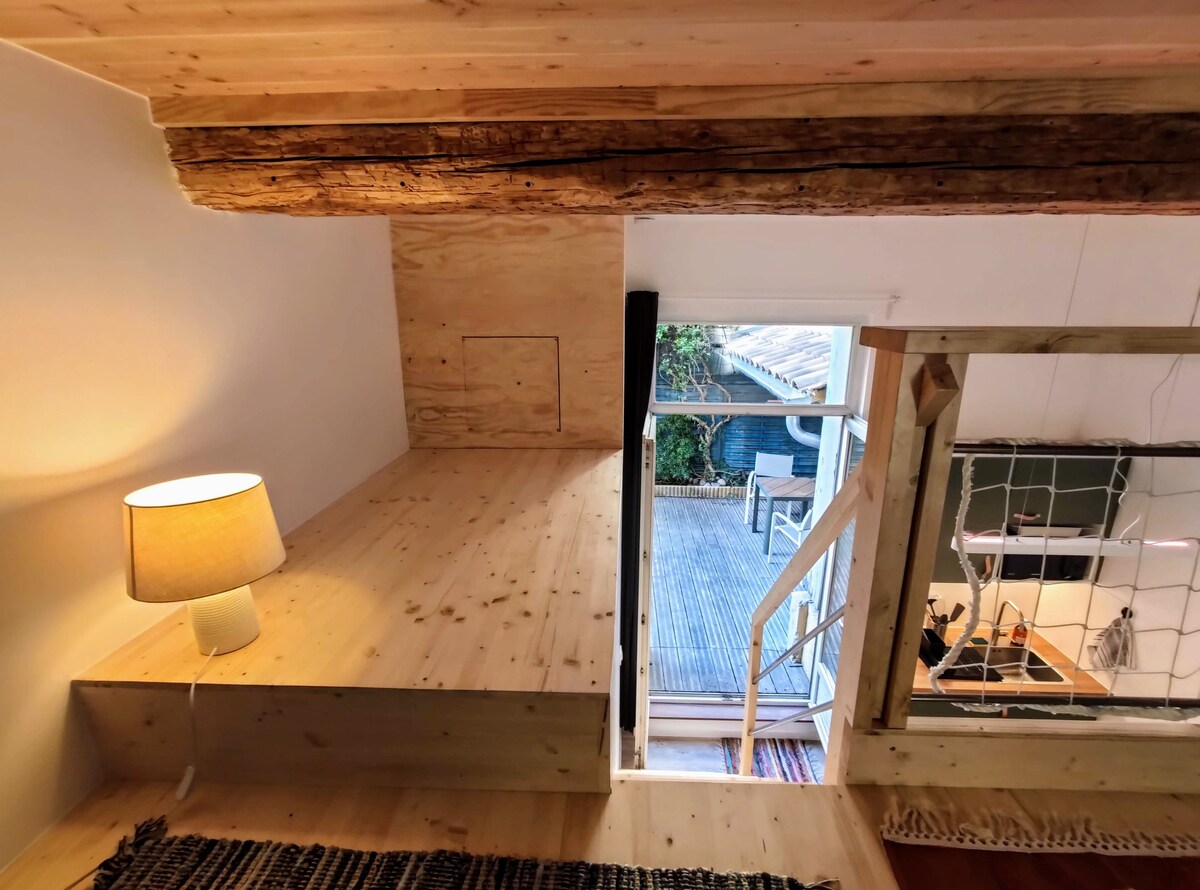 Airbnb performant: Le nid. Studio with Air Conditioning and Patio, Central à Montpellier