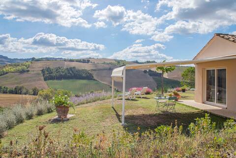 Top Airbnb: La Casetta - tranquility between the sea and the mountains a Ascoli Piceno
