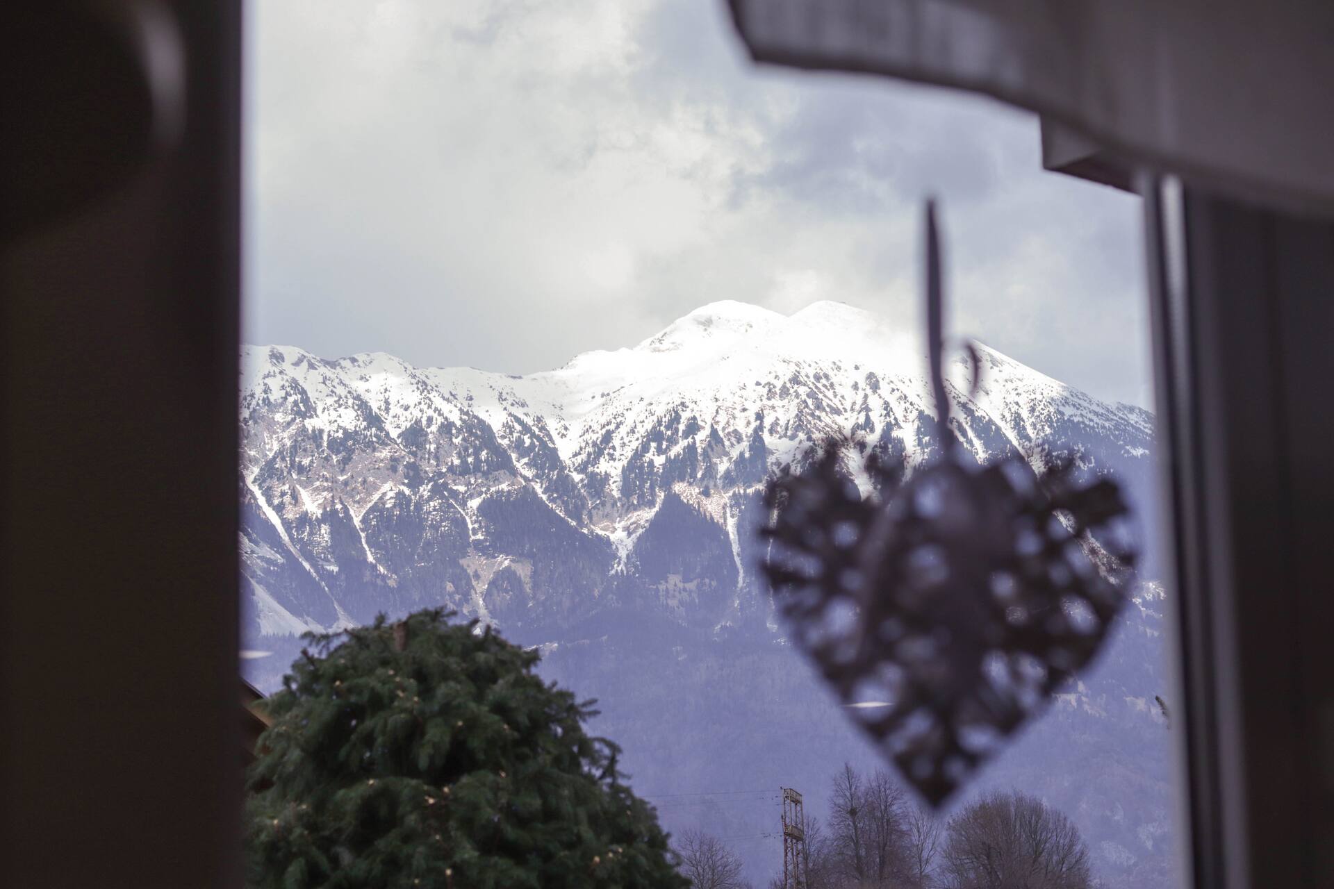 House Eden with Mountain Views — zdjęcie 4