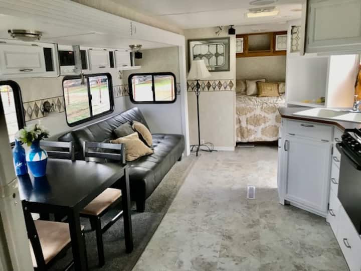 Little Vineyard, Little Farm Rv - Summerland