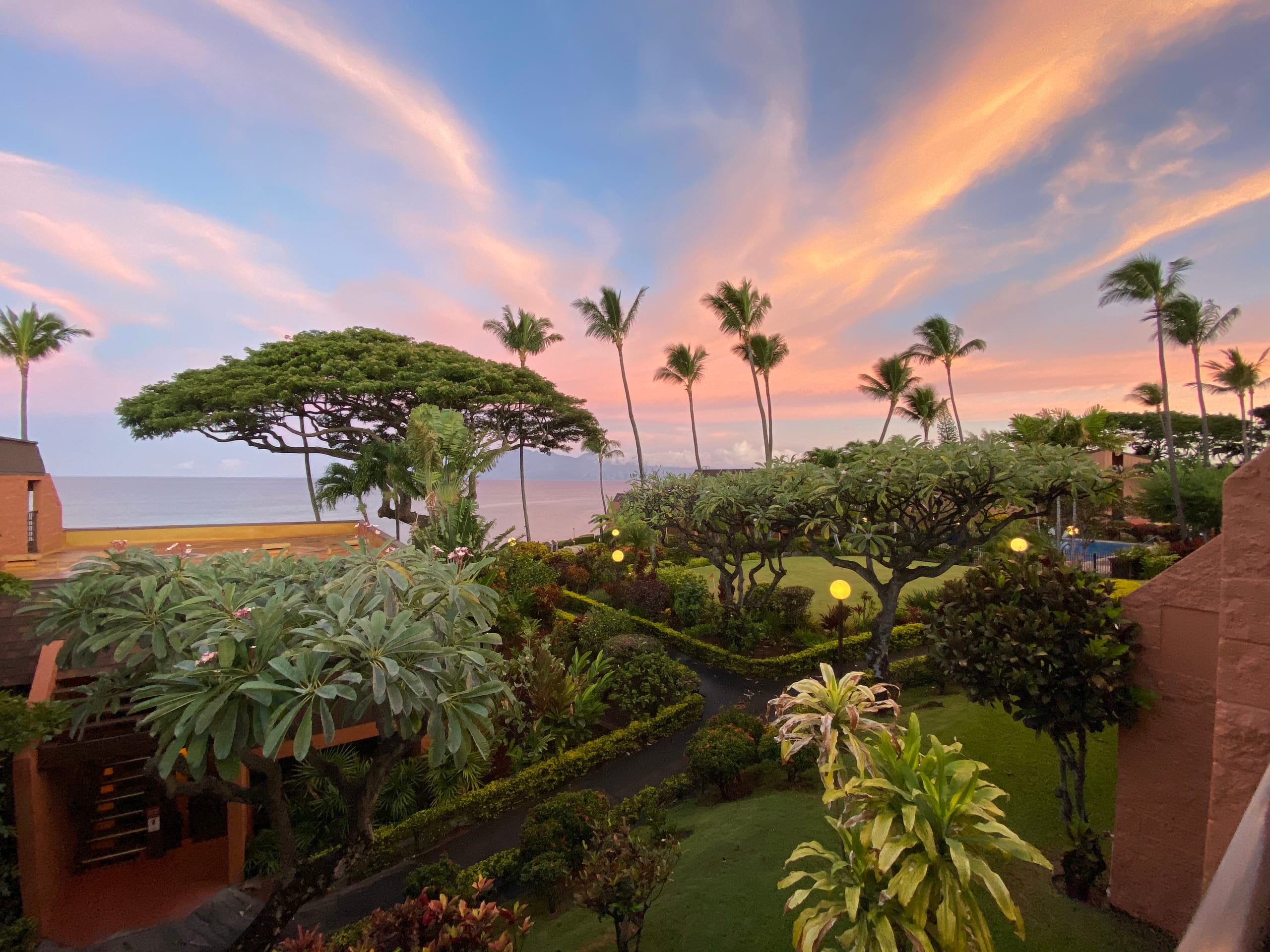 Condo in Lahaina · ★4.97 · 1 bedroom · 1 bed · 1 bath - Image 1