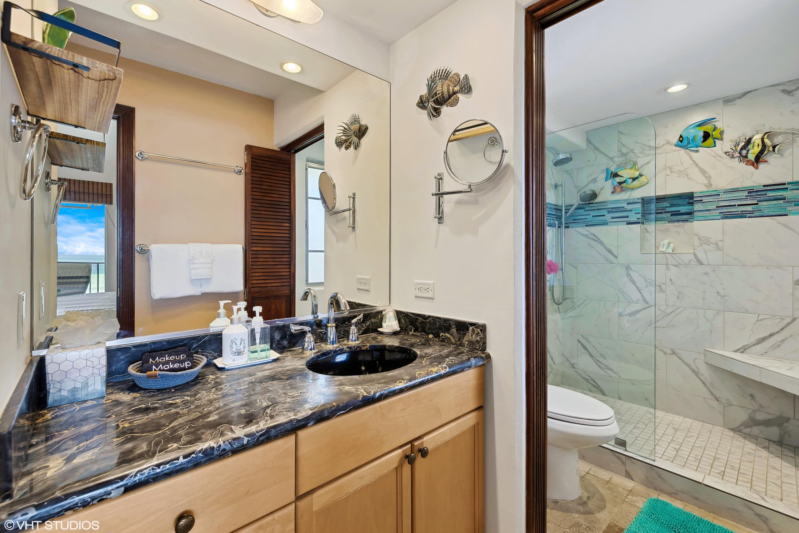 Condo in Lahaina · ★4.93 · 2 bedrooms · 3 beds · 2 baths - Image 19
