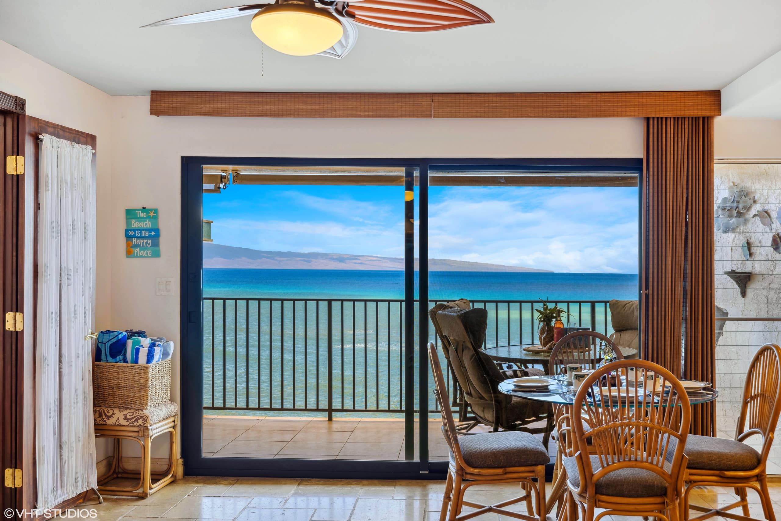 Condo in Lahaina · ★4.93 · 2 bedrooms · 3 beds · 2 baths - Image 8
