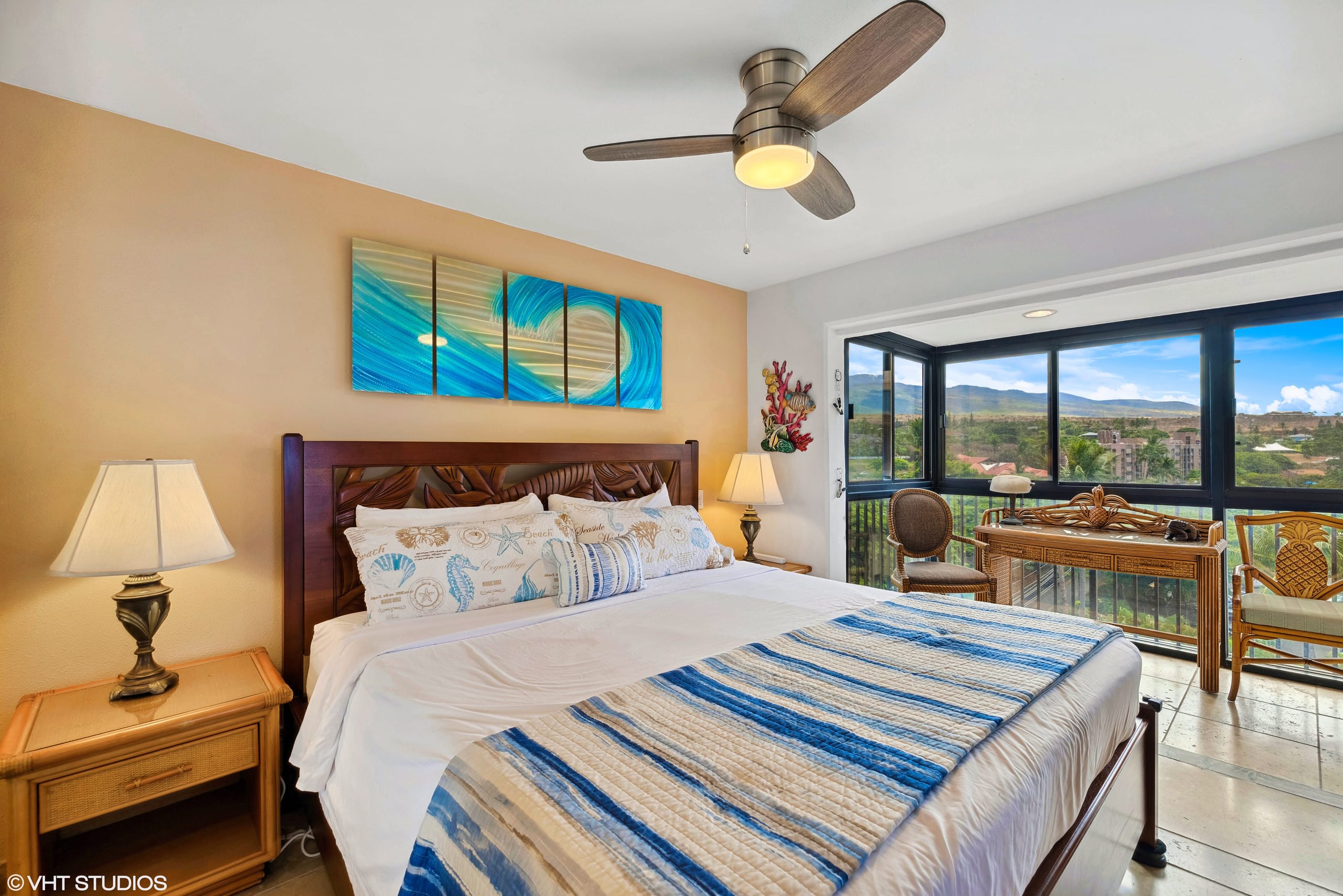 Condo in Lahaina · ★4.93 · 2 bedrooms · 3 beds · 2 baths - Image 12