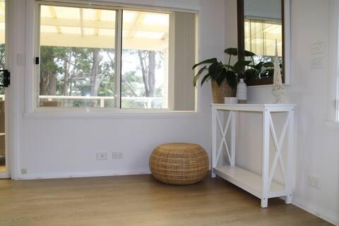 Top performing Airbnb: Sunny, spacious beach house with views! in Shoalhaven City Council