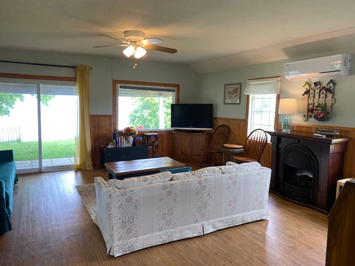 Pinot Noir Cottage On The Lake In Niagara - St. Catharines