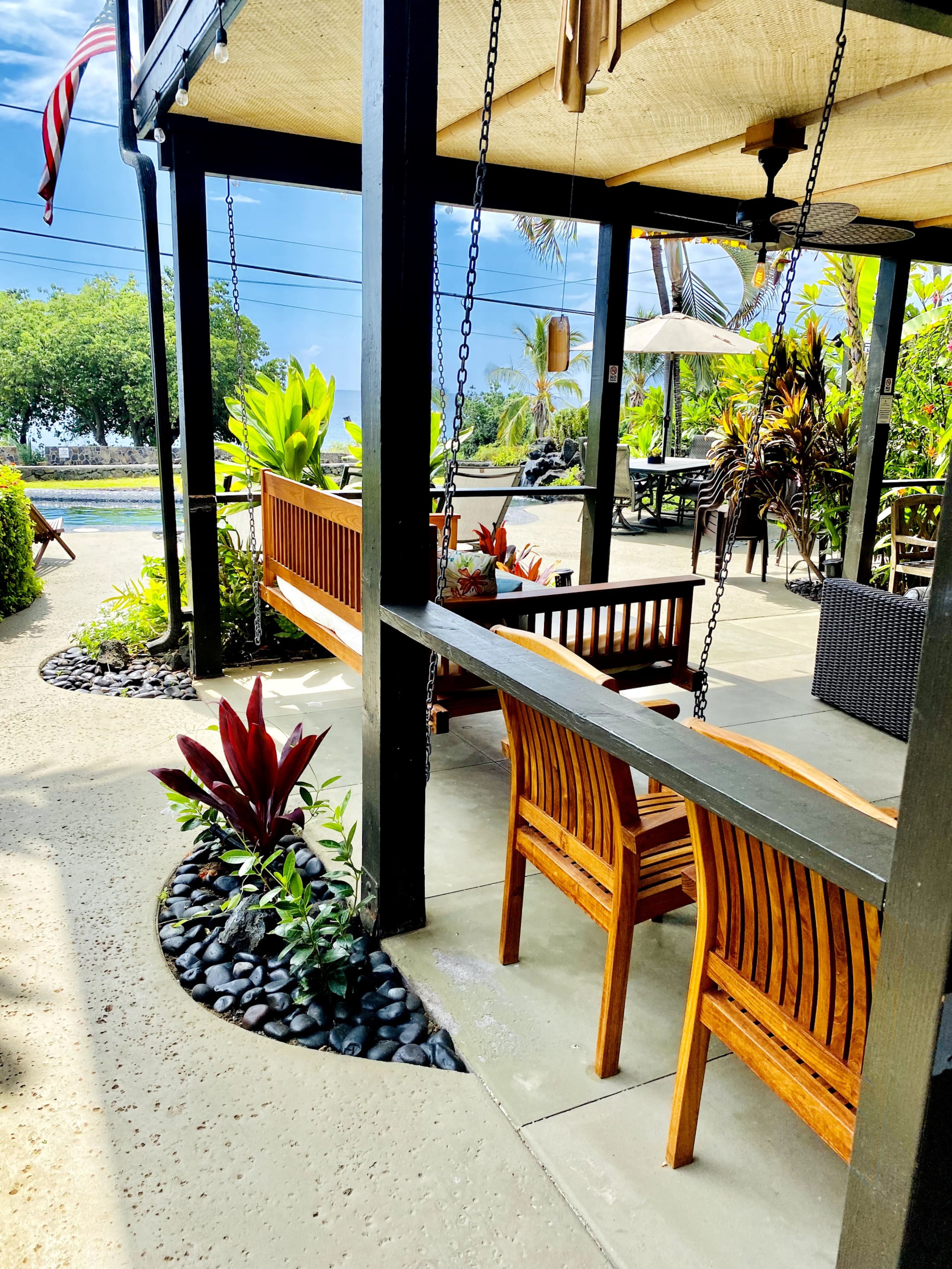 Home in Kailua-Kona · ★4.96 · 6 bedrooms · 10 beds · 5 baths - Image 17