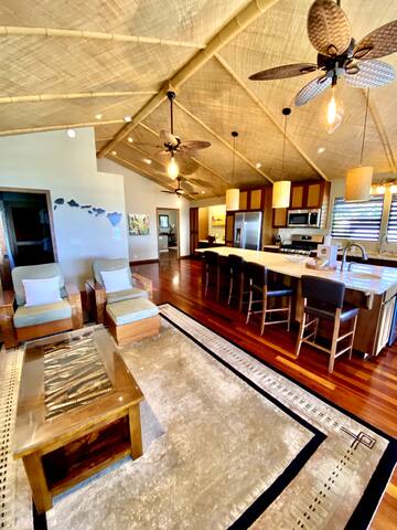 Magic Sands Beachfront!-gated house, sleeps 18. gallery image 2