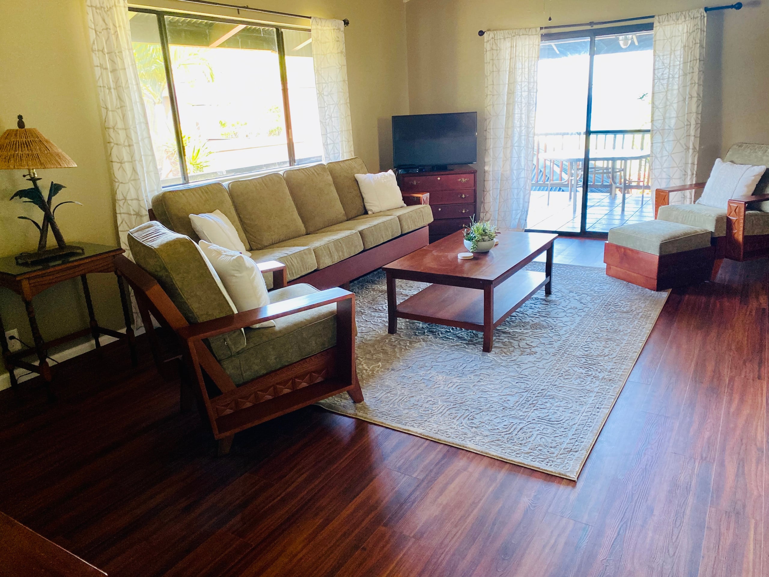 Home in Kailua-Kona · ★4.96 · 6 bedrooms · 10 beds · 5 baths - Image 16