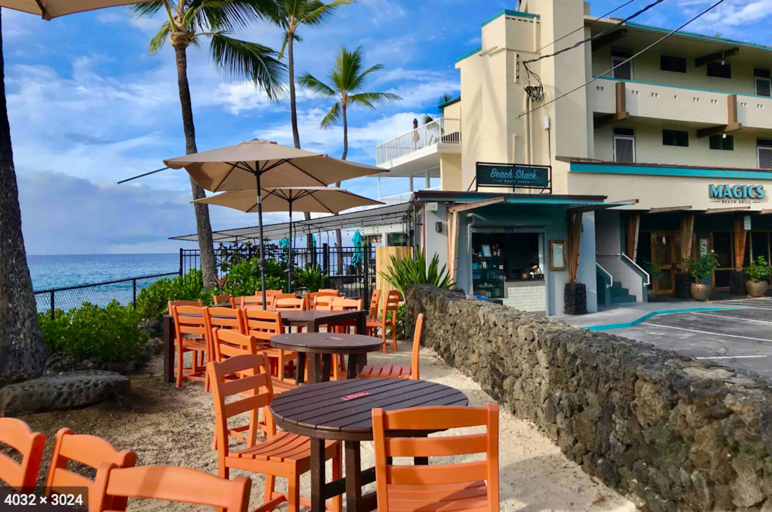 Home in Kailua-Kona · ★4.96 · 6 bedrooms · 10 beds · 5 baths - Image 36