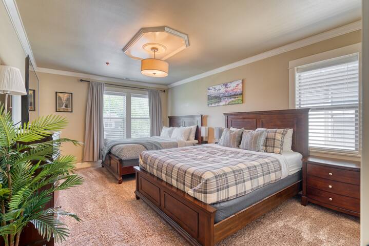 2BR/2BA • Garfield Retreat • Modern Build • Walkab gallery image 5