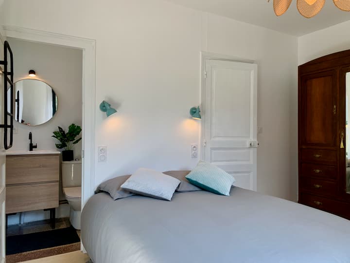 Bedroom 1 on the ground floor with en suite shower room #lapaludiere