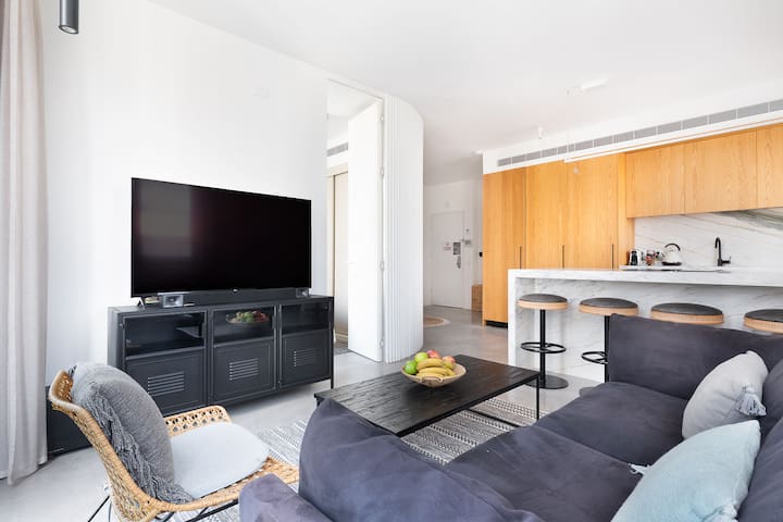 TLV2RENT managed Airbnb listing 2