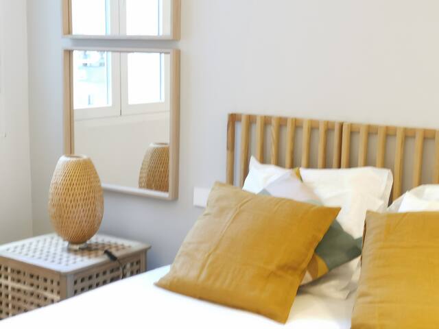 Luxury in GRAN VÍA & SOL: Awesome & Classy gallery image 4