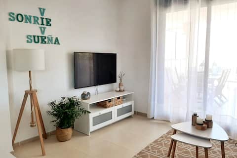 Top Airbnb: Big terrace in modern apartment close to the beach en Orpesa / Oropesa Del Mar