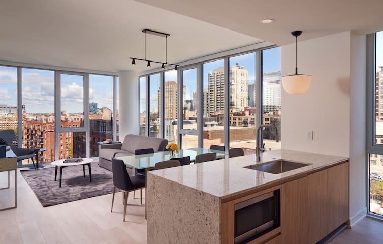Level River North Deluxe Two Bedroom Corner Suite