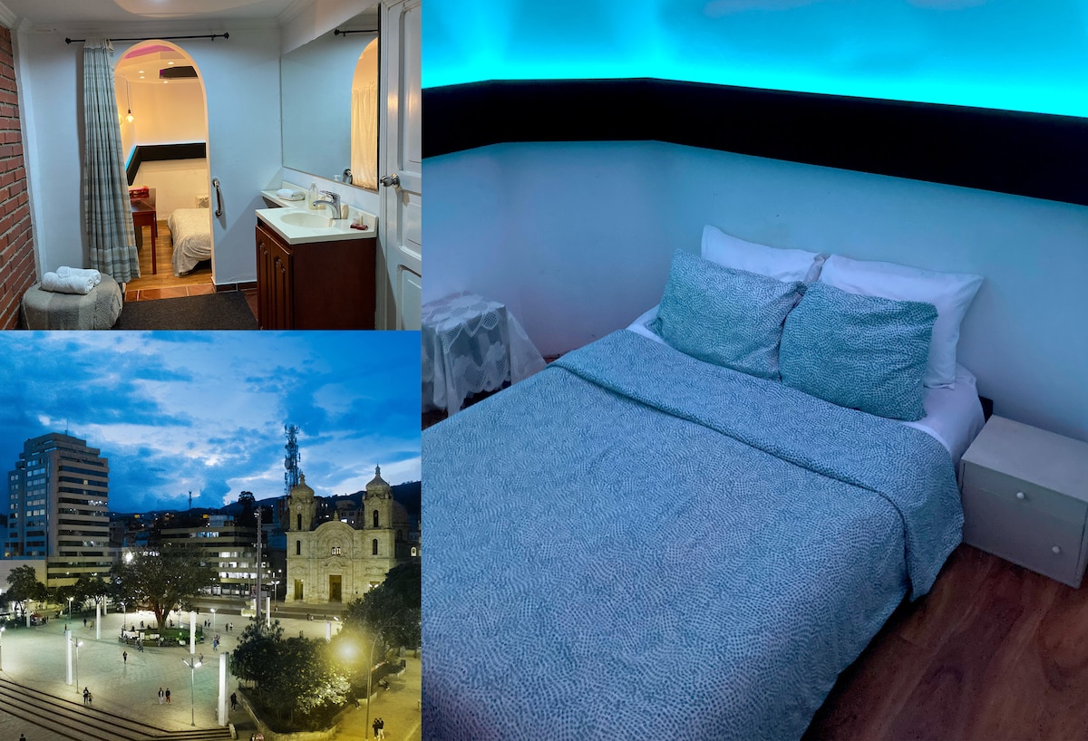 ห้องพักพร้อมห้องน้ำส่วนตัว Wi-Fi โต๊ะทำงานทำเลอยู่ใจกลางเมืองมาก 