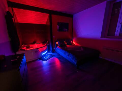 Love room 
Gourmet break