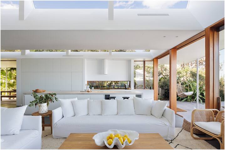 Annie’s | Blueys Beachfront gallery image 5