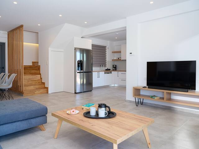 Olive and Sea – Villa Sea with heated pool gallery image 5