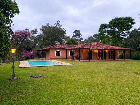 PIEDADE SITE 90 KM FROM SP GREAT FOR REST