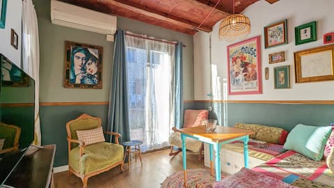 Top Airbnb: BOHEMIAN PENTHOUSE DUPLEX in Barcelona