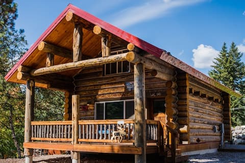 Beautiful Real Log Cabin "Moose" Glacier 9 Miles