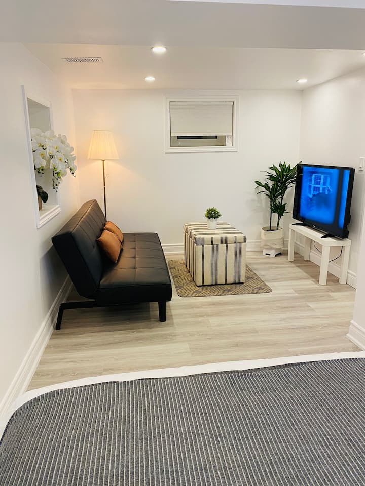 10 Best ShortTerm Rentals In Etobicoke, Canada Updated 2024 Trip101