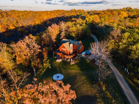 River View Lodge: Huge 3BR/3.5BA w/ stunning views