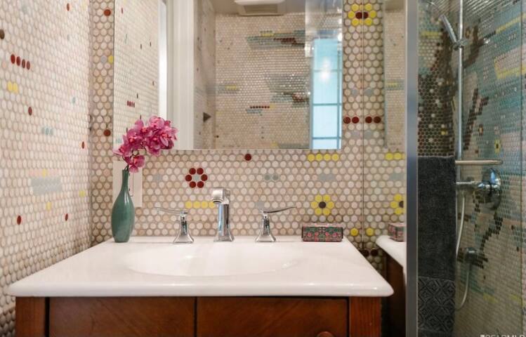 Heart of the City, surrounded by nature + hot tub gallery image 5