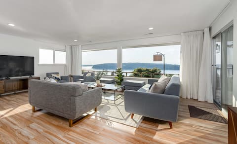 5BR 4BA: Spacious Step-Free Retreat Panoramic View