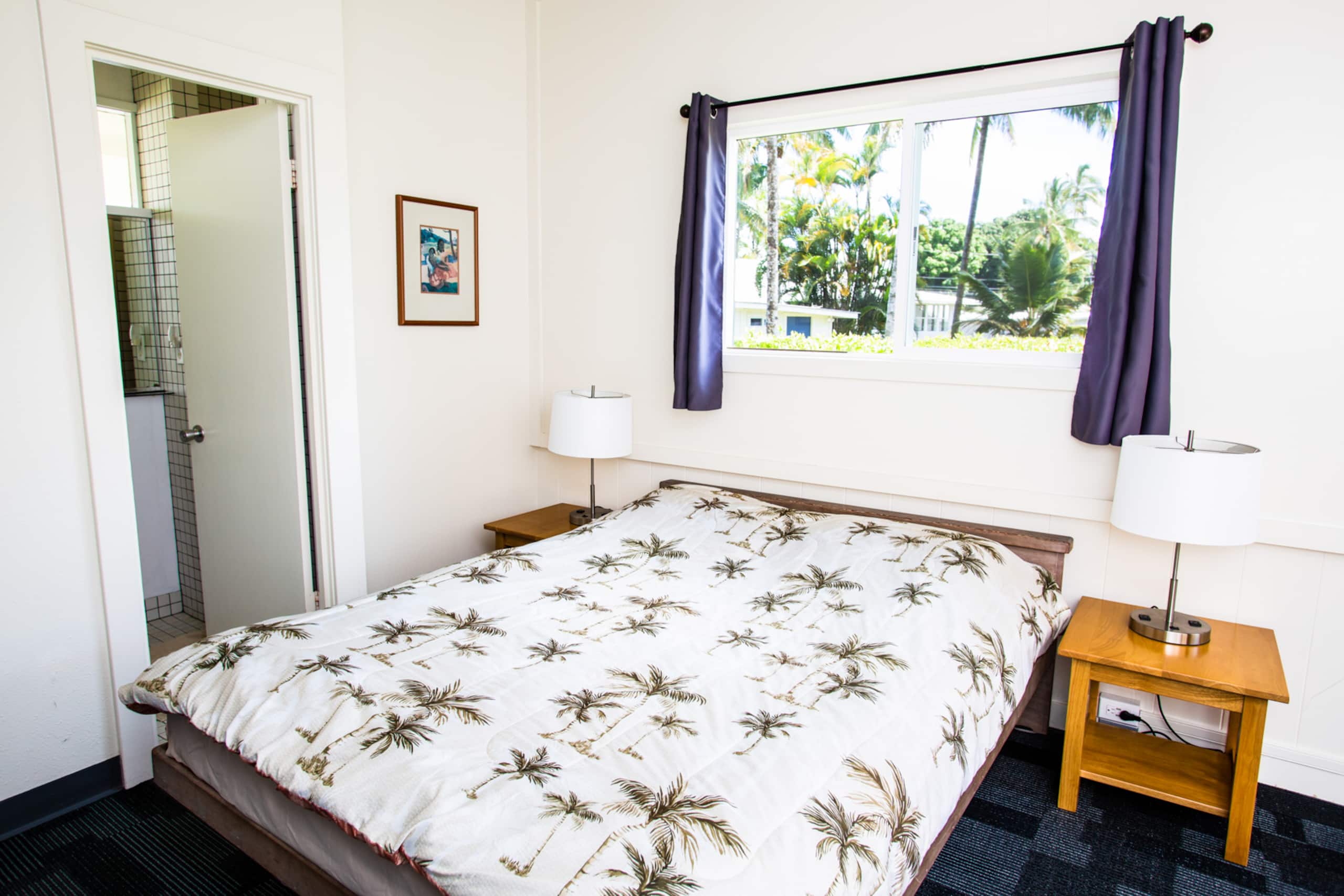 Home in Hilo · ★4.44 · 6 bedrooms · 7 beds · 6 shared baths - Image 1