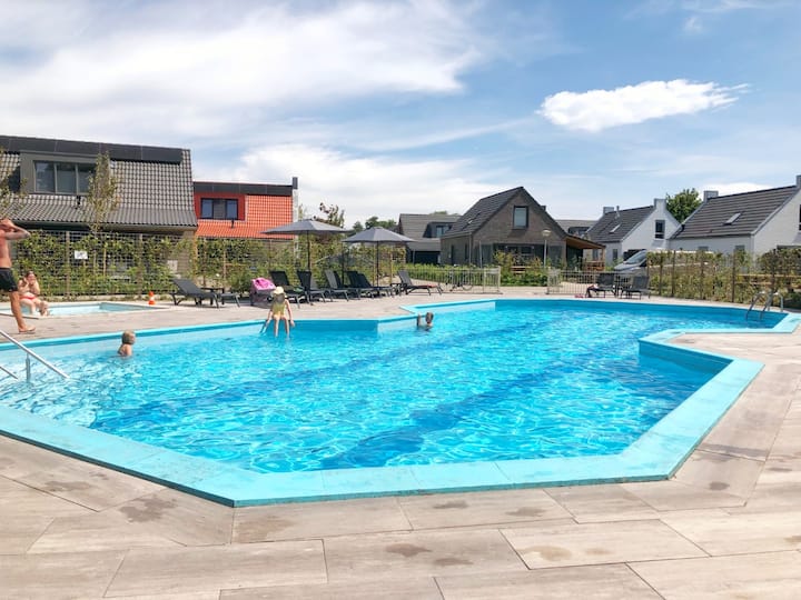 Bungalow 6 at Recreation Park De Wielen