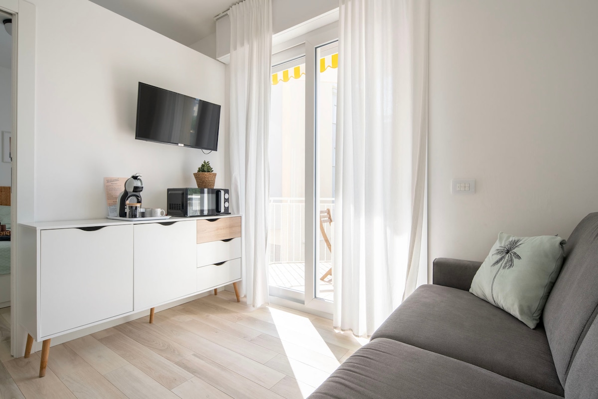 Erfolgreiche Airbnb-Immobilie: [Oh Jes(olo)! 17], Beachfront, for 4, WIFI★★★★★ in Jesolo