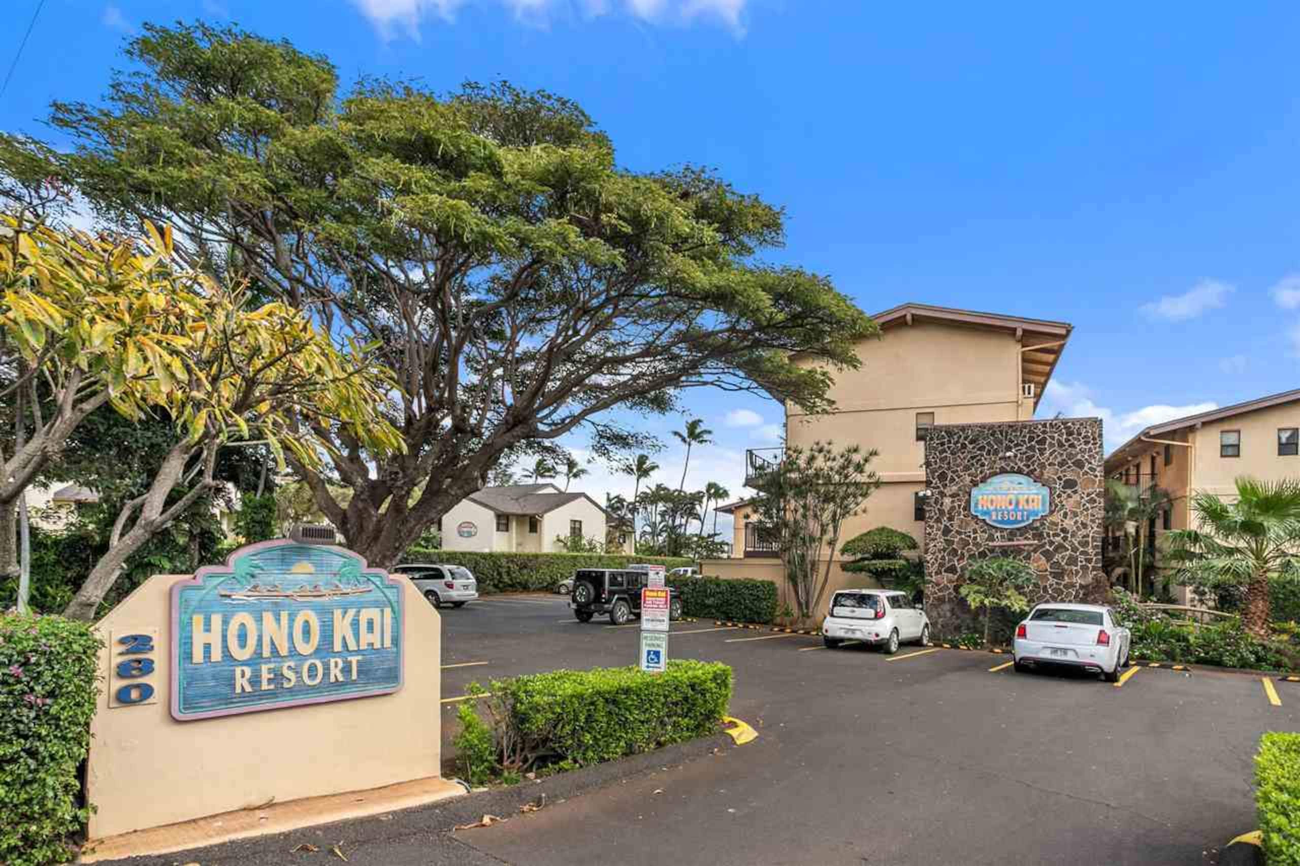 Condo in Wailuku · ★4.84 · 2 bedrooms · 4 beds · 2 private baths - Image 37