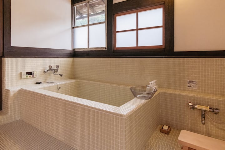 フルバスルーム