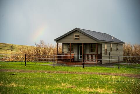Private Cabin on Working Cattle Ranch