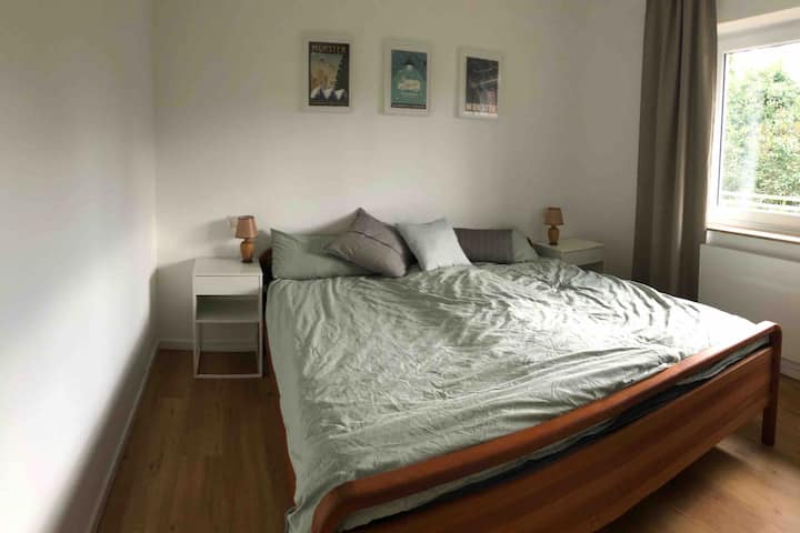 Საძინებელი 1

საწოლი 180 x 200 სმ 