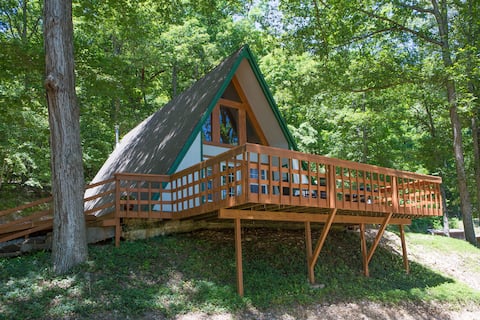 The Hillside Cabin near the Illinois River