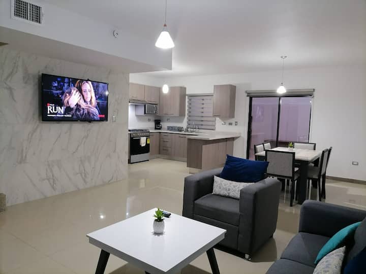 Private subdivision, 5 minutes from the consulate! Houses for Rent in