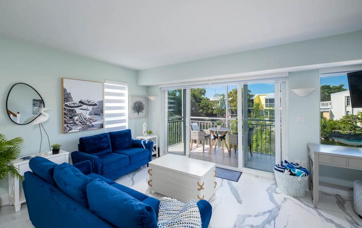 Overlooking Saltwater Lagoon Free Kayaks Renovated - Key Largo, FL
