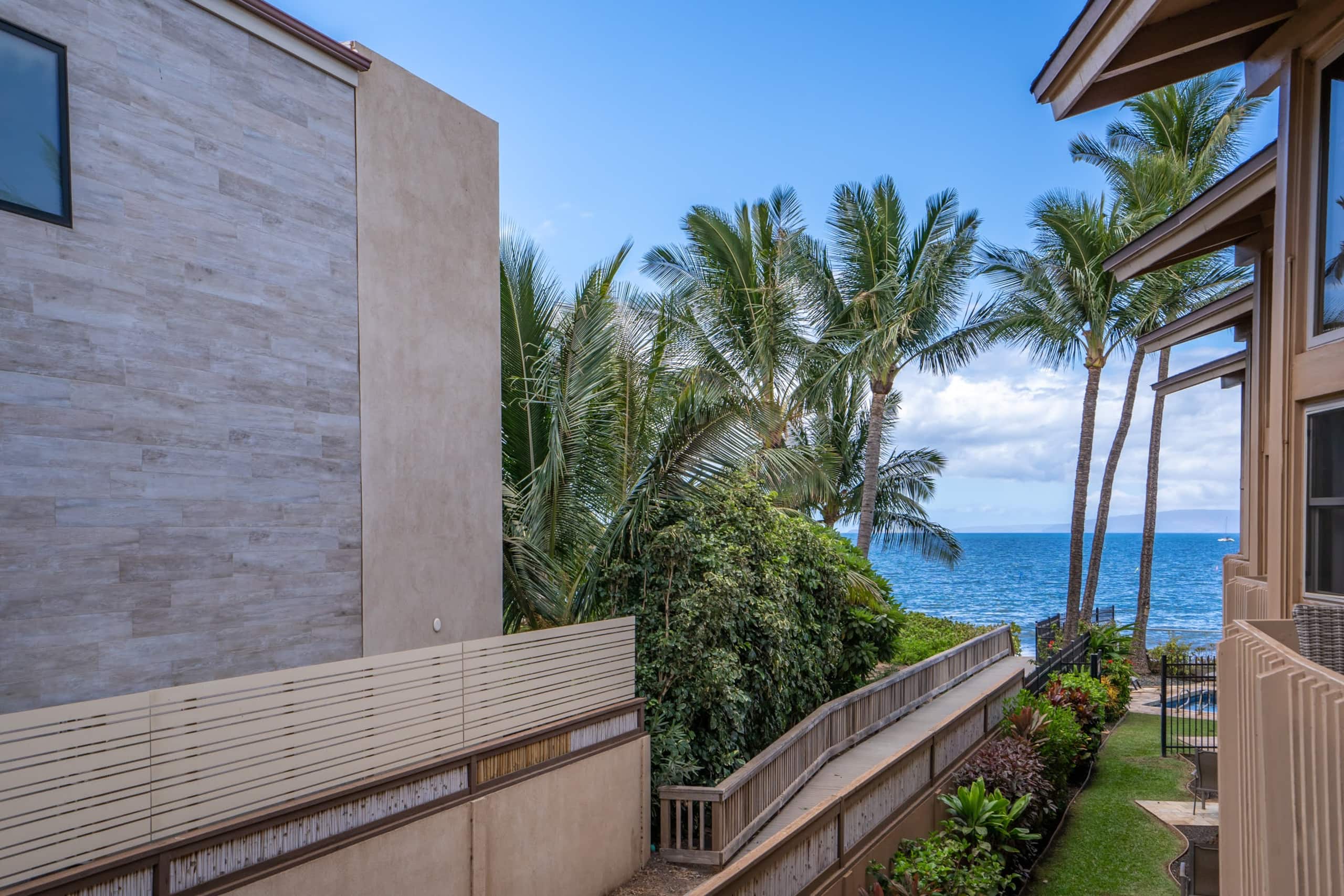 Condo in Kihei · ★4.97 · 2 bedrooms · 2 beds · 2 baths - Image 25