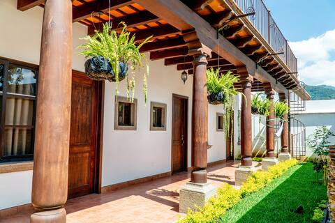 Casa Los Marchena # 71
